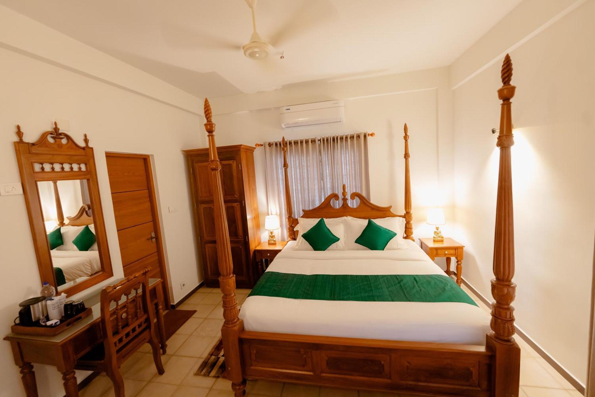 Seacoast Inn Fortkochi Fort Kochi Экстерьер фото